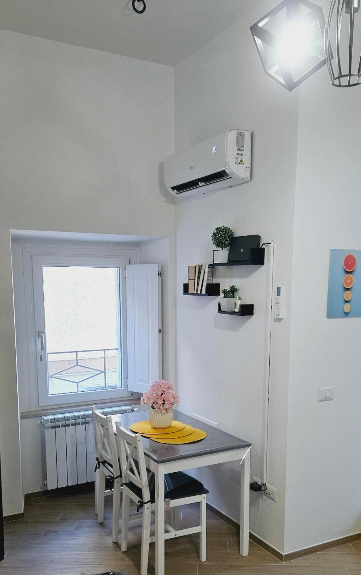 Porta Venosina Luxury House - Wifi E Netflix Gratis Apartment Melfi Luaran gambar