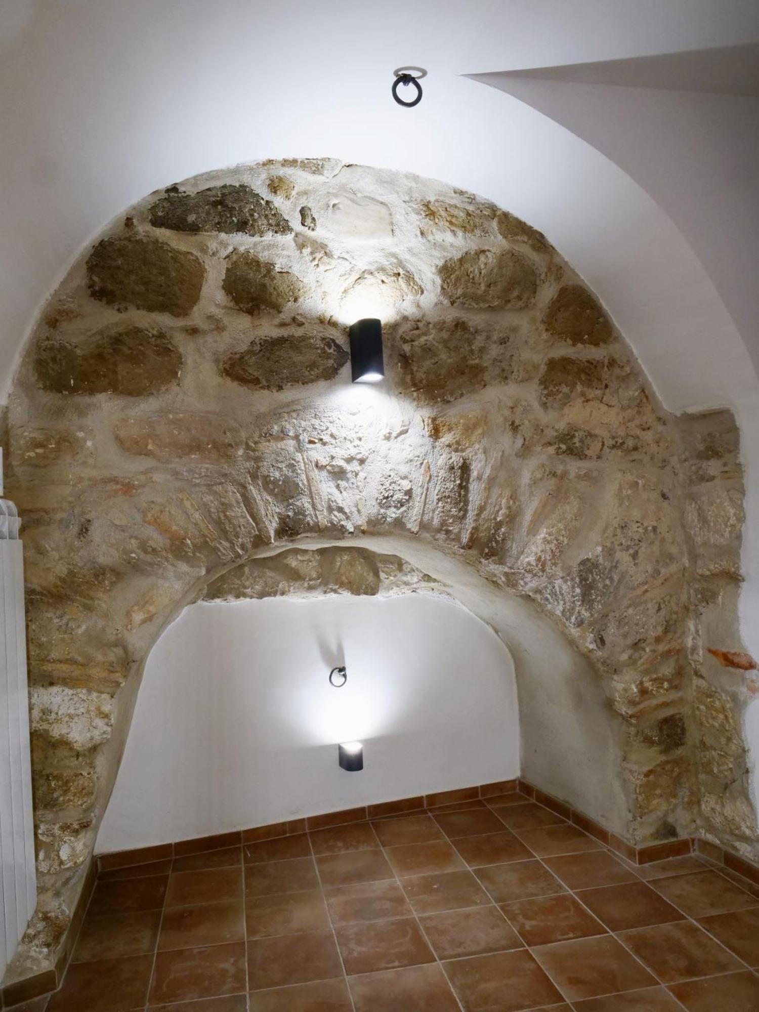 Porta Venosina Luxury House - Wifi E Netflix Gratis Apartment Melfi Luaran gambar